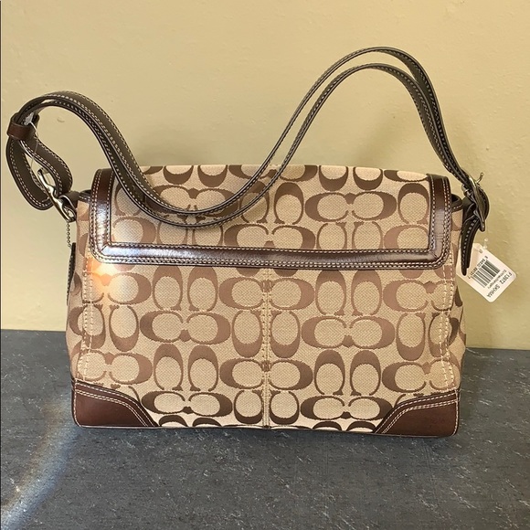 Chocolate and Khaki Coach Shoulder Bag NWT - Picture 2 of 3